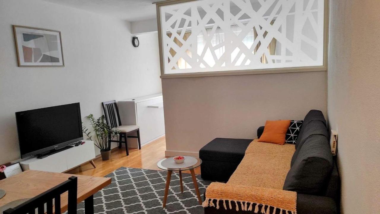 Apartman Hana Appartement Travnik Buitenkant foto